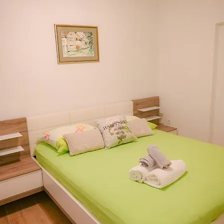 Albert Apartments Apartmán *