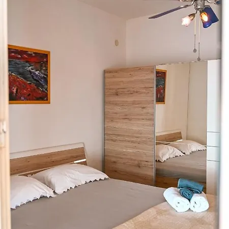 Albert Apartments * Zavalatica